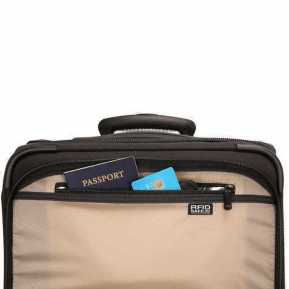Kirkland Signature Bags Kirkland Signature 22 Black Carry On Luggage New Poshmark